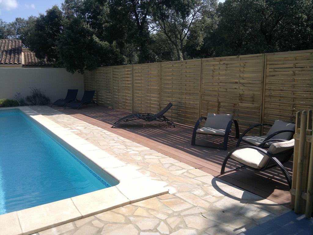 Вілла A L'Est D'Uzes Saint-Siffret Екстер'єр фото